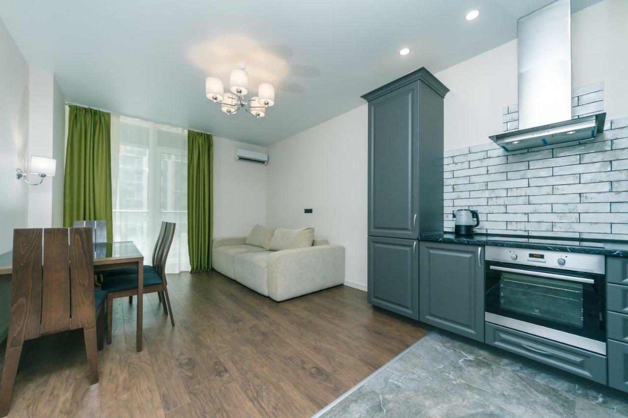 Luxury Apartments Киев Экстерьер фото