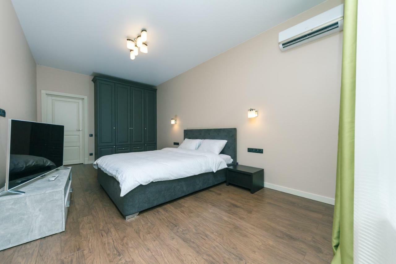 Luxury Apartments Киев Экстерьер фото